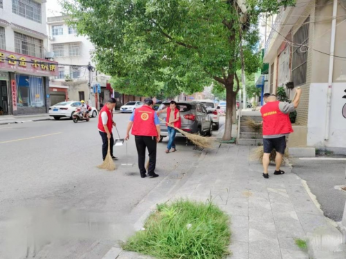 湖北黄梅：奉献靓扮梅城，志愿献礼祖国